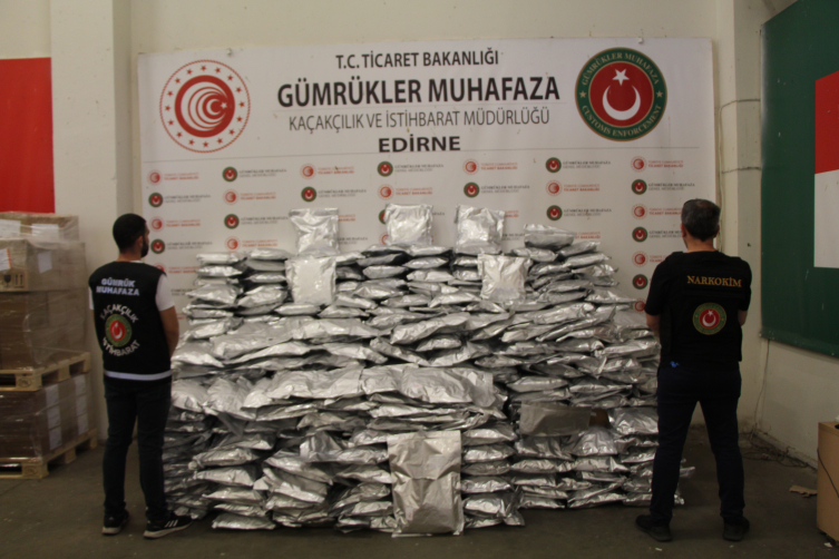 357 kilogram uyuşturucu maddenin yurda girişi engellendi